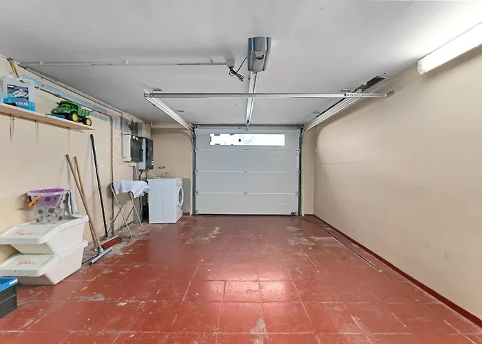 Ruime Woning 10P Met Zonnige Tuin & Nabij Strand